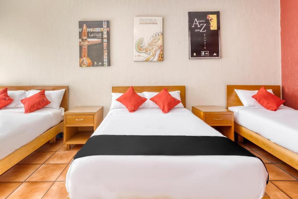 Hotel Arana Tonala Exterior photo